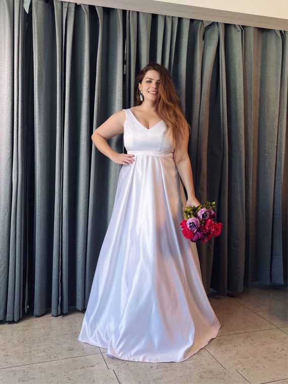 Modelo Ana - Vestido largo con corsé de satín, falda larga y sin mangas