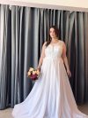 Modelo Milan - Vestido largo con bustier de encaje, cinturon y falda larga de gasa