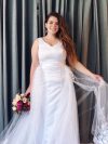 Modelo Nevada - Vestido largo con corsé de satín, falda adicional de tul, sin mangas.
