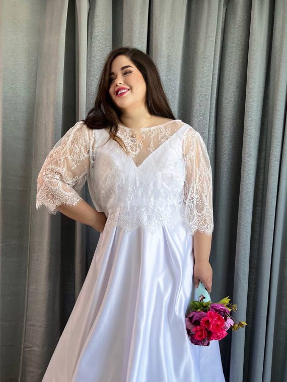 Modelo Simona - Vestido largo con top y mangas de encaje y falda larga de satin