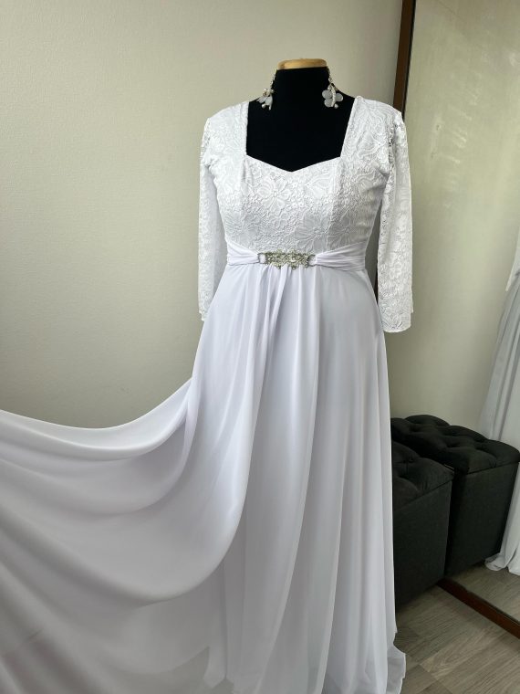 Vestido largo - Diva en color blanco y mangas con falda larga
