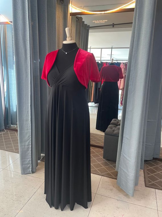 Tapado de terciopelo color rojo