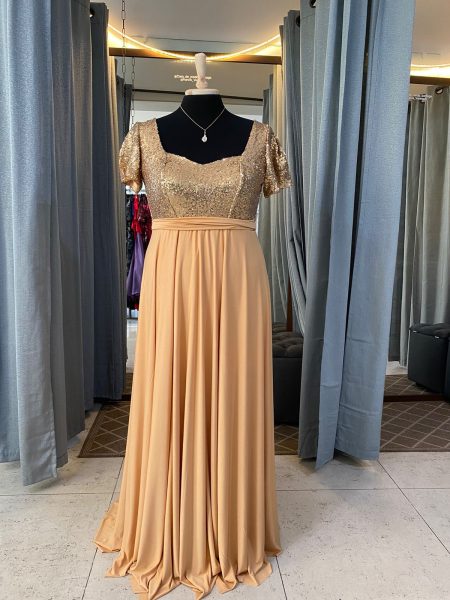 Vestido Diva con lentejuelas y falda larga