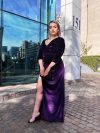 Vestido Amaral color Morado Obispo con mangas 3/4  falda Larga "Apegada" con tajo Talla : "L-XL"