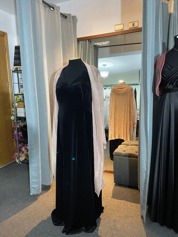 Vestido Jeniffer color Negro Terciopelo falda Larga