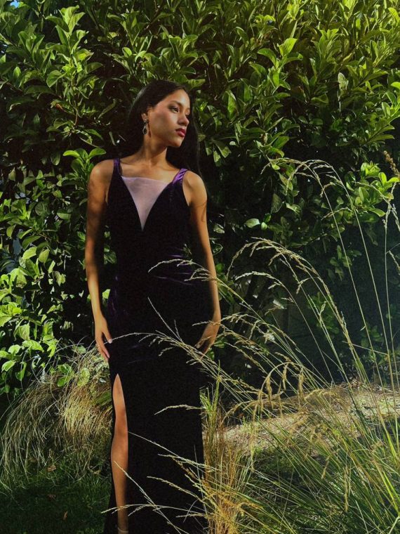 Vestido Bella color Morado (Obispo) Terciopelo falda Larga "Sirena" Talla : "M-L"