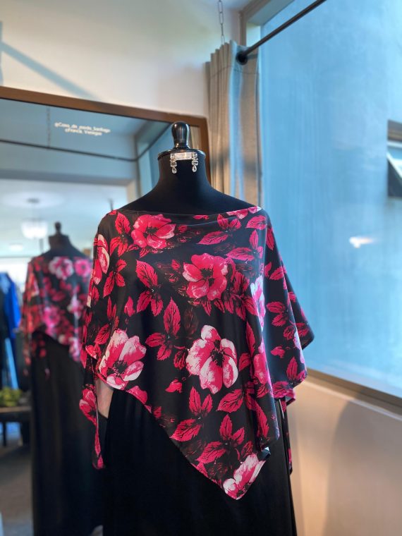 Capa de Satin Semi-Formal estampado Con Mangas