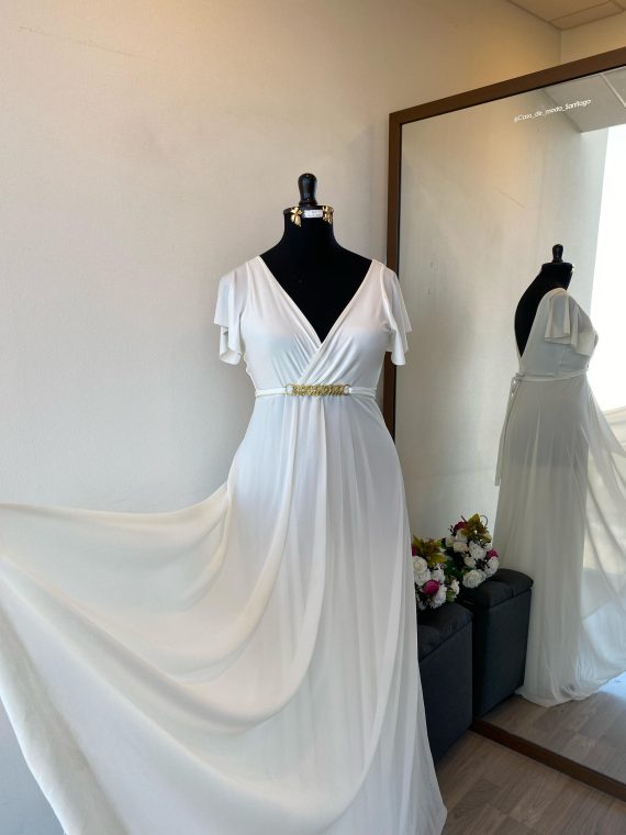 Vestido Emma Espalda con escote en "V" mangas palo talla "L" color Ivory falda Larga