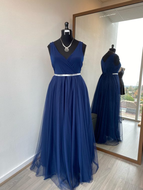 Vestido Lidia Largo sin mangas color azul marino falda de Tul talla "XL"
