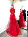 Vestido Pamela color Rojo cuello Halter falda Larga de Tul Talla : "S"