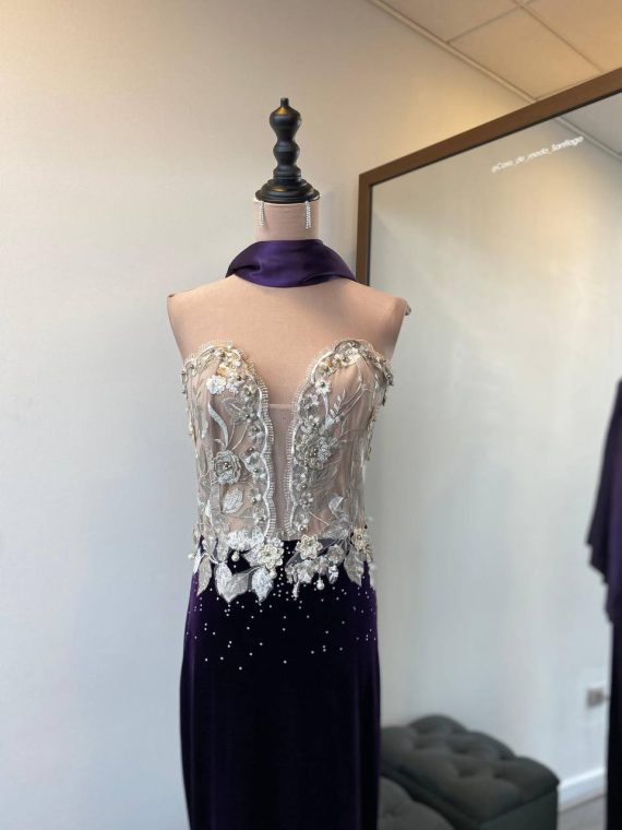 Vestido Paloma con corse (apegado) color beige y morado Sirena "S-M"