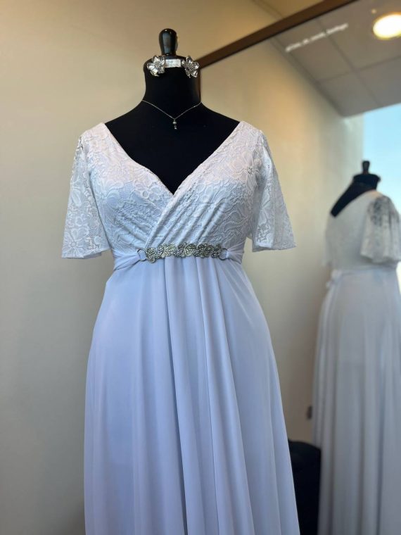 Vestido largo - Nataly en color blanco con encaje y con falda larga de gasa XL