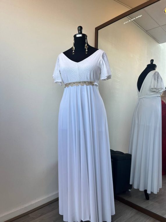 Vestido Lidia, Espalda en "V" mangas plato "XL" color Ivory falda Larga