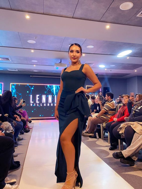 Vestido Leslie con Tiras, Verde Oscuro, Crep, talla "M-L"