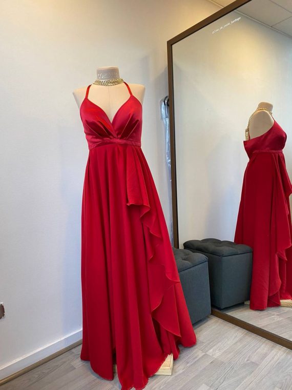 Vestido Luciana color rojo sin mangas y falda larga gasa talla S