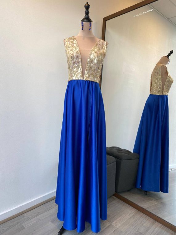 Vestido Margarita en Azul Rey con Top de Encaje Bordado con Falda de satin, talla M